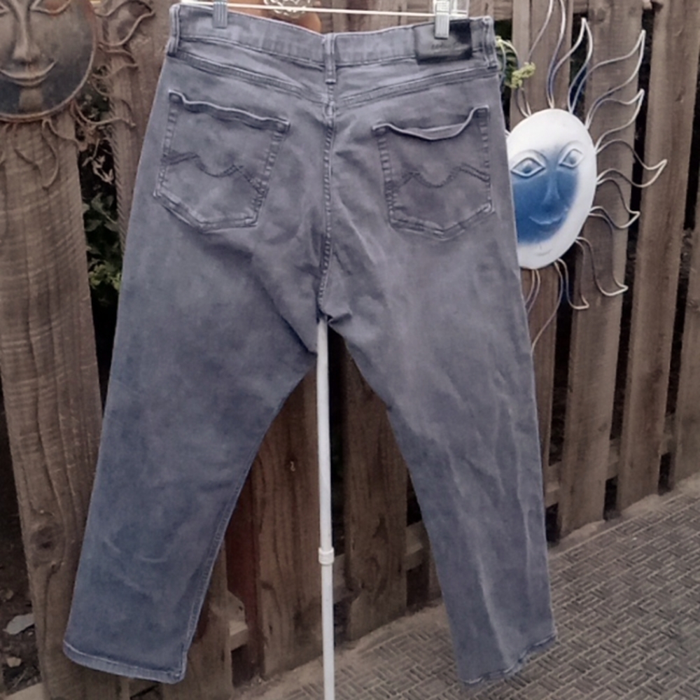 Men's Gray jeans size 38 - 30. Very good stretch.Urban Star
